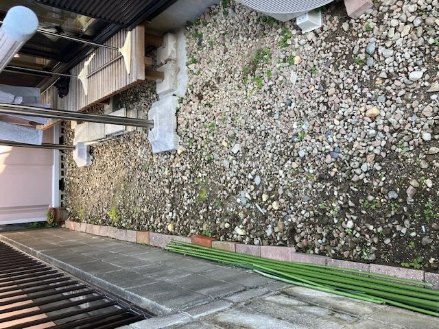 庭前_R