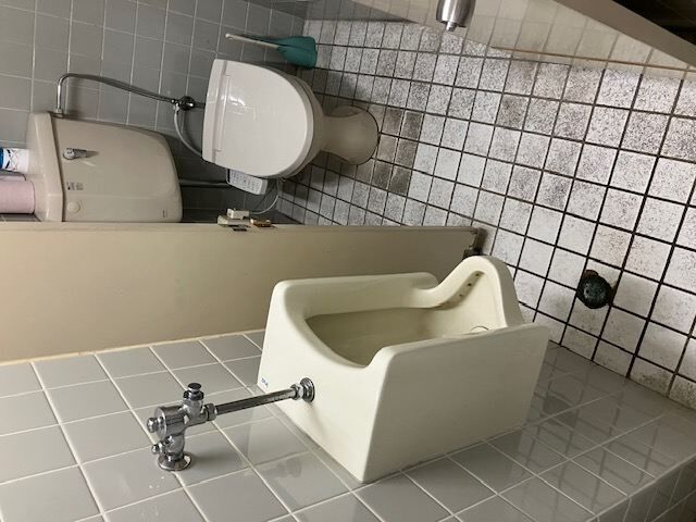 トイレ今池前_R